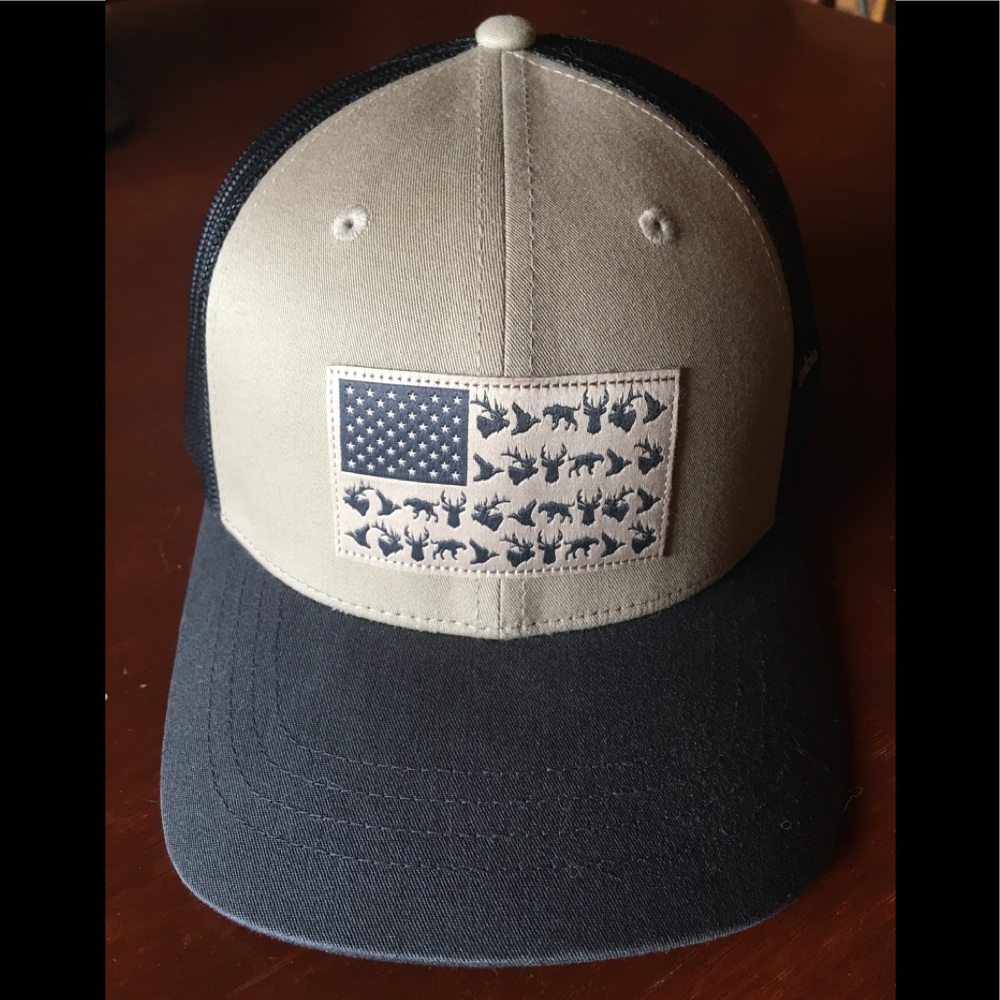 NWOT Columbia hat ball cap youth small black/tan